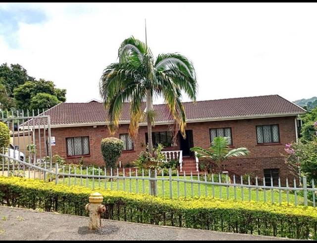 4 BEDROOM HOUSE FOR SALE IN DUFF'S ROAD